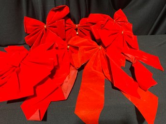 7 Giant Red Bow Velour Christmas Ribbon Decor With Ties About 9 In Wide And 12 In Long