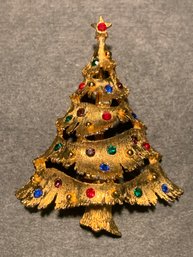 Vintage JJ Jonette Jewelry Gold Tone Christmas Tree Brooch