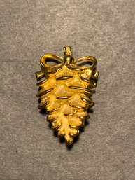 Vintage Paquette Gold Tone Pine Cone Brooch