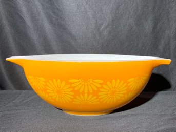 Vintage Pyrex - Orange/Yellow Sunflower Daisy Bowl 12' CINDERELLA BOWL