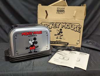 MICKEY MOUSE COLLECTABLE TOASTER WITH BOX - NEW, NEVER USED - WAS ON DISPLAY ONLY