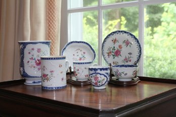 Striking Blue And White China Trade Porcelain