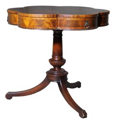 Clover Topped Pedestal Table (JD204)