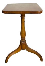 Early 19th Century Maple Candle Stand (17h)