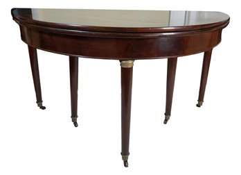 Antique Dining Table (17j)