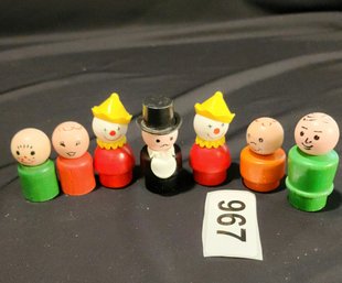 Lot Of Vintage Little People Approx 7