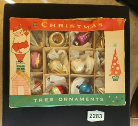 Vintage Boxed Lot Of Rare 12 Mercury Filled Glass Christmas Ornaments Circa 1930 - 1950