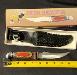 NIB Deer Skinner 4 Inch Straight Knife With Sheath