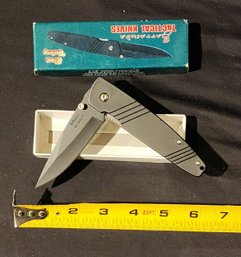 NIB Barracuda Approx 3 Inch Tactical Knife Folding Pocket Knife