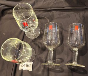 Beautiful Set Of 4 Barware Michelob Glasses