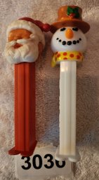 SET OF 2 VINTAGE CHRISTMAS/ HOLIDAY PEZ DISPENSERS GREAT CONDITION
