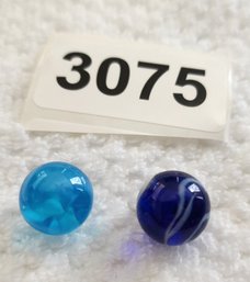 VINTAGE GLASS MARBLES ONE LIGHT BLUE ONE DARK BLUE OUTSTANDING CONDITION