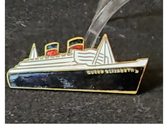 Vintage Queen Elisabeth Ii Souvenir Pin