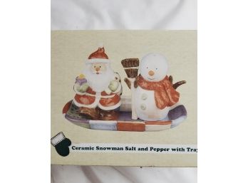 Santa & Mrs. Claus Salt & Pepper Shakers NIB