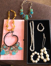 Group Lot Costume Jewelry  7 Pieces Included