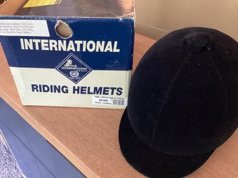 International Riding Helmet IRH BLACK VELVET Pro Rider Dial Fit System  Size Small