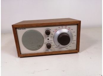 Vintage Trovolli AM FM Radio