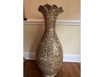 Large Brown And White Urn - Would Be Great With Tall Flowers In It Or Maybe Umbrellas!