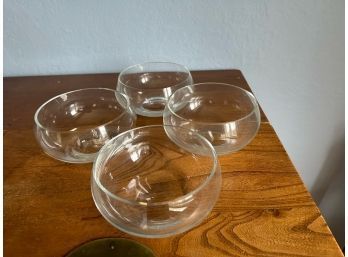 Set Of 4 Glass Salad Or Desert Bowls