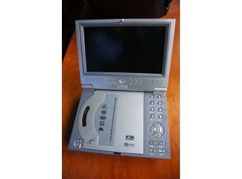 Orbit Portable 7' DVD Player W/ CaseLogic Case