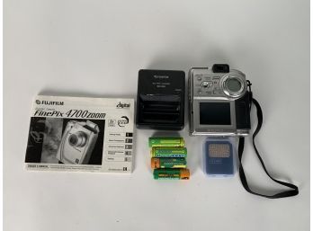 Finepix 4700 Zoom Camera
