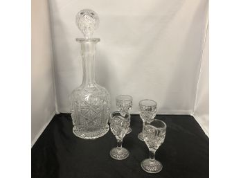 Vintage Pressed Glass Decanter & Set Of 4 Aperitif Sherry Wine Glasses