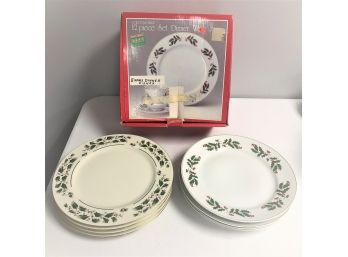 Set Of 8 Christmas Plates - 4 From Japan 4 From Romania