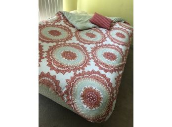 Oh So Pretty Batik Style Full Sized Reversible Comforter