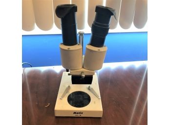 Motic SFC-10 Microscope W10X