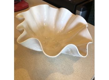 Ivory Colored Ruffled Edged Shell Ceramic Bowl