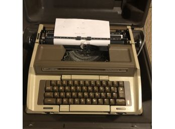 Vintage Smith Corona Coronamatic 2500 Electric Typewriter Works!
