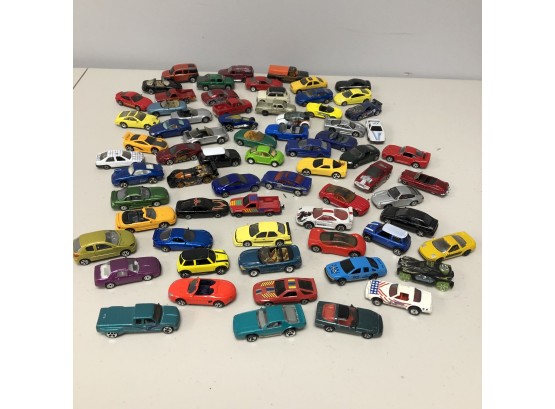 Huge Lot Of Diecast Cars Miscellaneous Cars Matchbox & Others