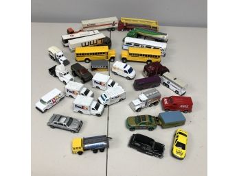 Huge Lot Of Diecast Cars Branded Trucks, Buses, Vans, Cars Etc Matchbox & Other