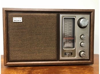 Vintage Sony Fidelity Sound AM FM Radio Model #ICF-9650W
