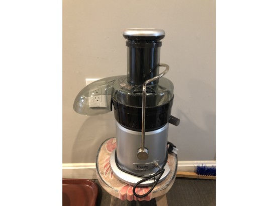 BREVILLE JUICE FOUNTAIN MODEL JE 95XL NEW WITHOUT BOX