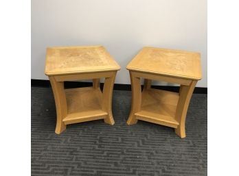 Light Maple Pair Of 2 End Tables W/ Shelf