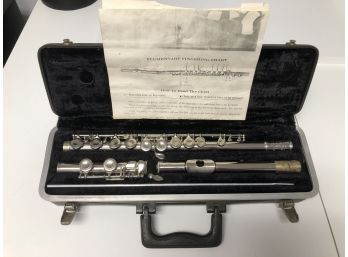 Vintage Bundy Selmer Student Flute W/ Original Case & Cleaning Rod