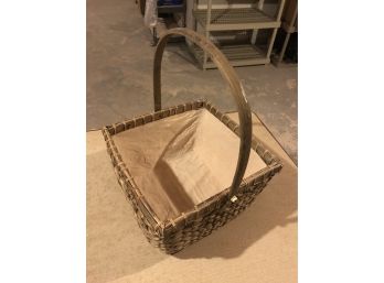 Pretty Woven Lined Basket With Handle