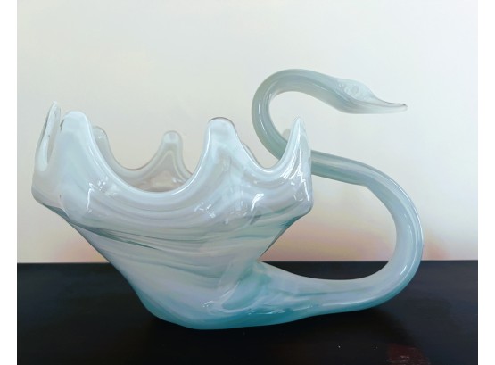 LR/ Gorgeous Vintage Hand Blown Glass Swan Dish Swirled Clear & Pale Green