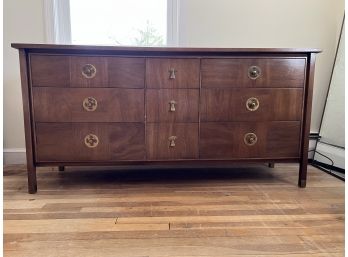 BR-A/ Vintage Mahogany 9-Drawer Low Dresser Chest By Drexel
