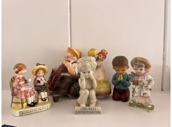 LR/ Miscellaneous Figure Figurines Bundle