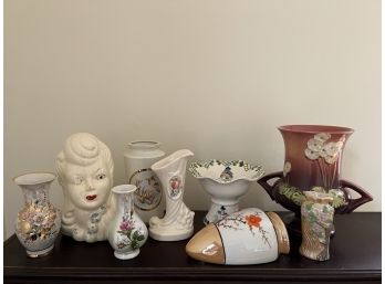 LR/ Beautiful Assorted China/Porcelain Vase Decor Bundle