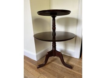 BR-B/ Vintage Two-Tier 'Pie Crust Table/Dumb Waiter' Tripod Side Accent Table