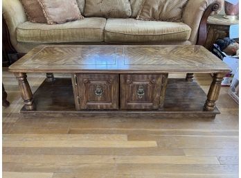 LR/ Large Vintage Rectangle Wood Coffee Table