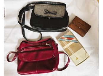 BR-A/ 2 Handbags 1 Wallet 1 Package Handkerchiefs