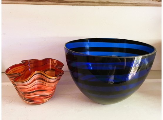 P/ 2 Beautiful Colorful Art Glass Bowls