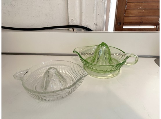 K/ 2 Vintage Glass Juicers Reamers - 1 Clear, 1 Green