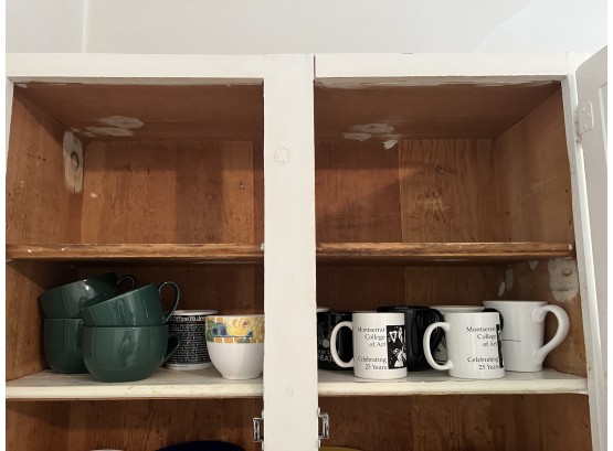 K/ Kitchen Shelf #2 - Nice Assortment Of Ceramic Mugs