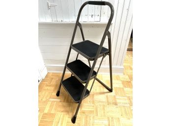 S/ Indoor Folding Step Ladder #1, Brown 3 Steps