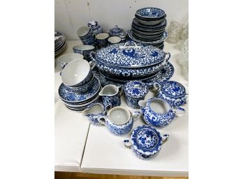 S/ Gorgeous Blue White Ceramic 50 Pc Dinnerware Servingware - Made In Japan